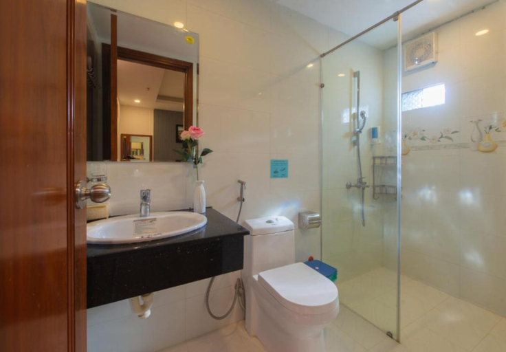 Bathroom 5, Canary Nha Trang Hotel, Nha Trang