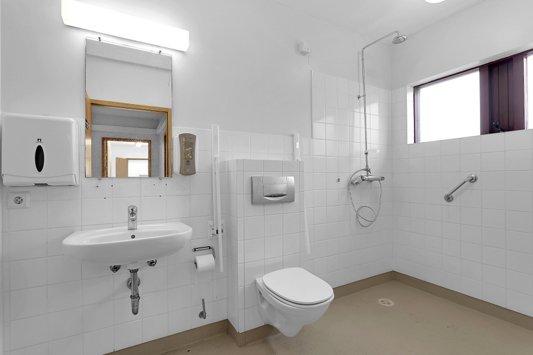 Bathroom 3, Víðines Guesthouse, Mosfellsbær