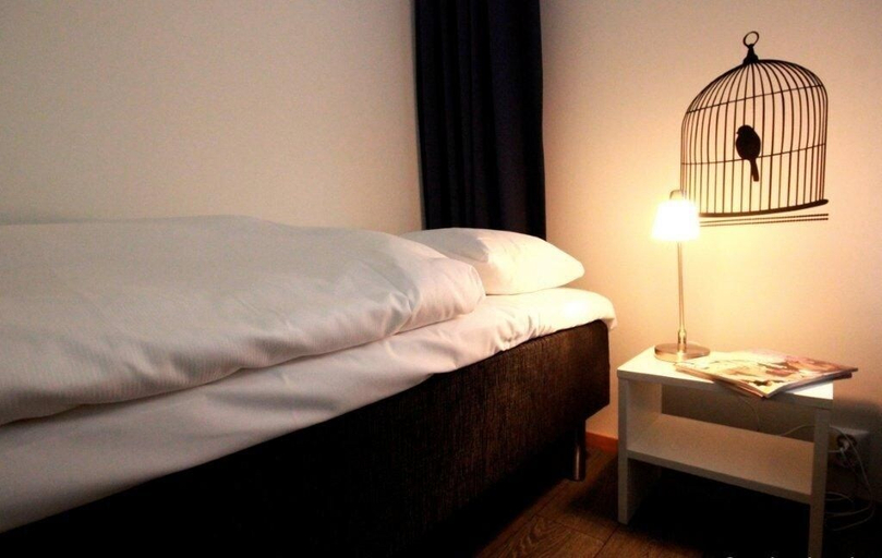 Bedroom 3, Flotmyrgården Apartment Hotel, Haugesund