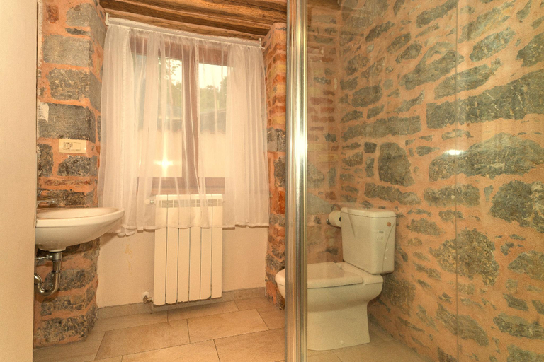 Bathroom 4, Amazingly renovated old stone house with large private outdoor pool, Matulji