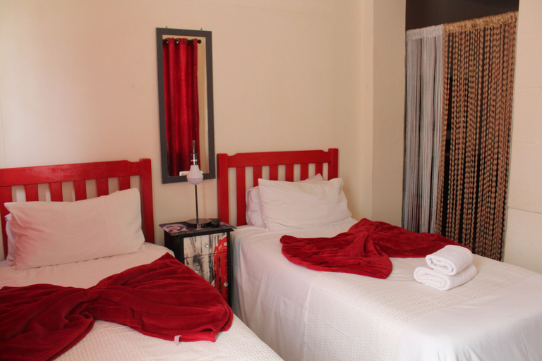 Bedroom 5, Sondela Bed and Breakfast, Joe Gqabi