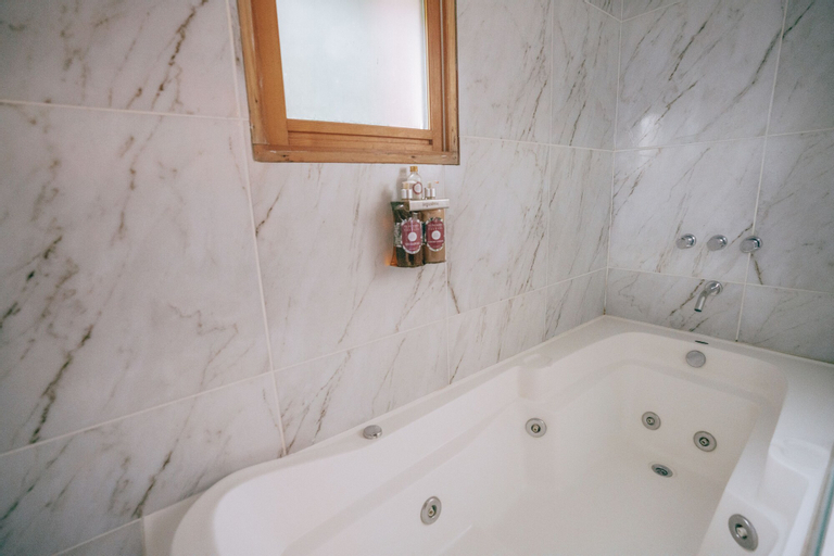 Bathroom 5
