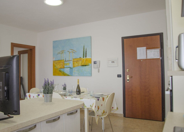 Others 4, Casa Ombrina, Sassari