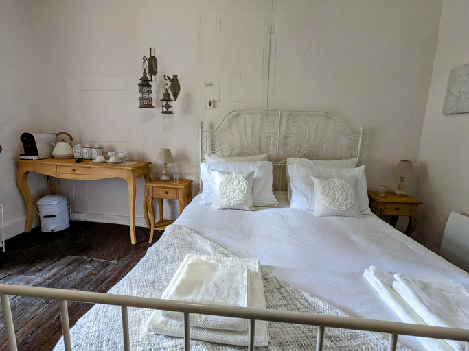 Bedroom 3, Sous le Chateau, Dordogne