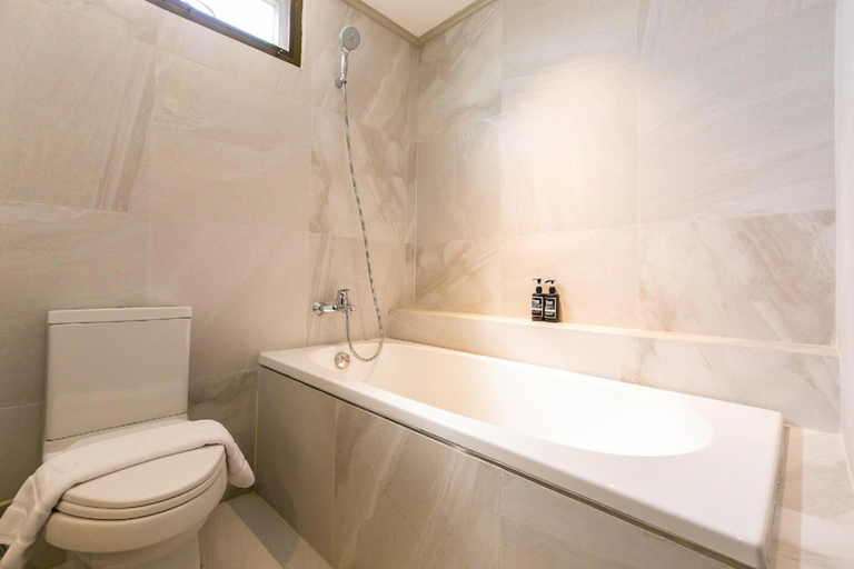 Bathroom 5, THEA Private Suites by TH District, Wattana