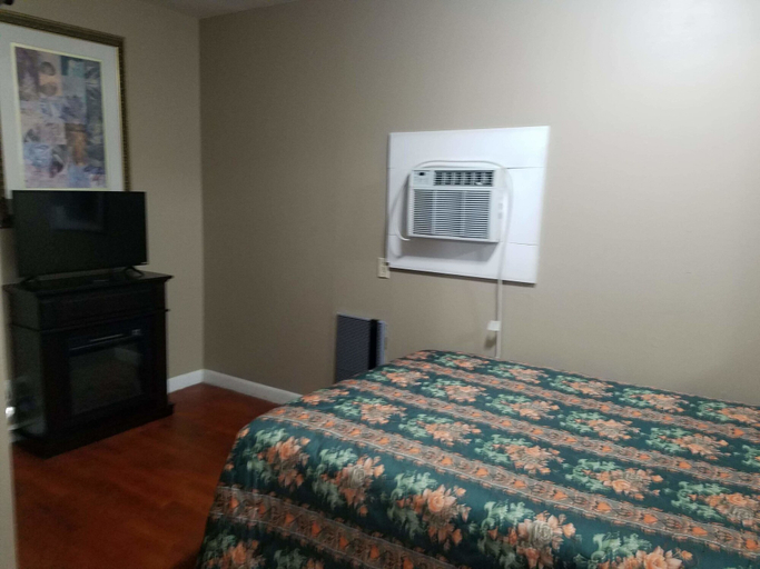 Bedroom 2, US Center Motel & Long Term Stay Apts, Smith