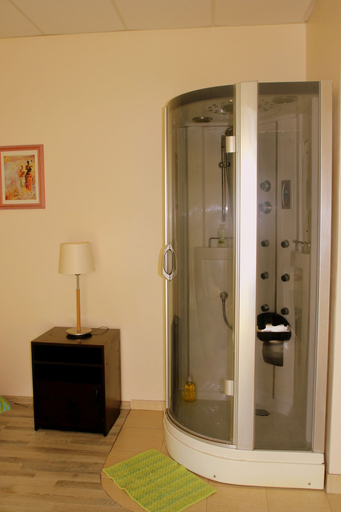 Bathroom 3, Klaipeda-Apartments, Klaipėdos