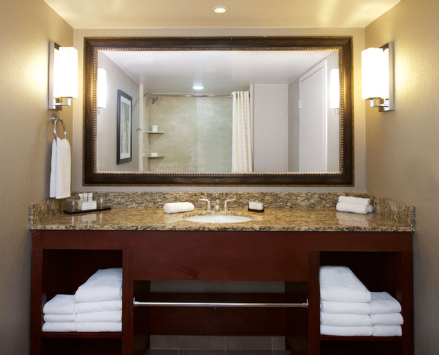 Bathroom 17