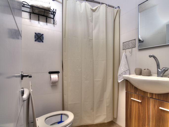 Bathroom, Amazing Galilee View