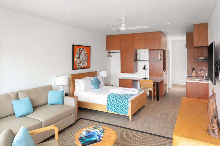 Bedroom 3, Coral Sea Resort & Casino, Rove - Lengakiki