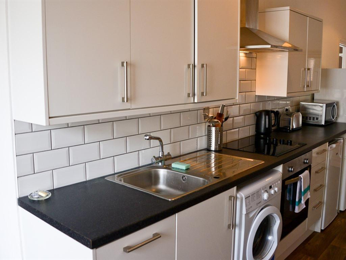 Others 5, Corner House Apartment, West Sussex