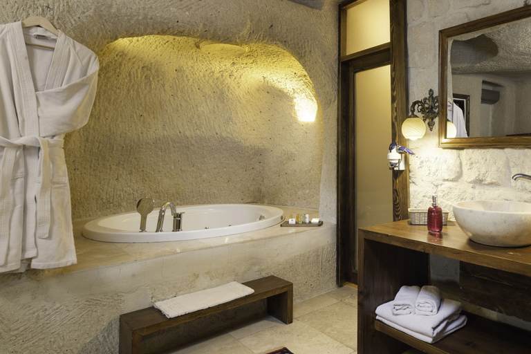 Bathroom 5, Doors Of Cappadocia, Nevşehir