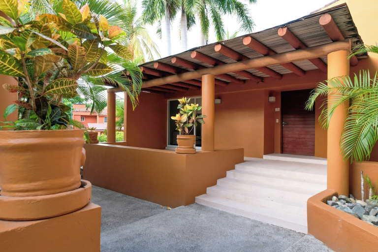 Exterior & Views 2, Hotel Ixzi Plus, José Azueta