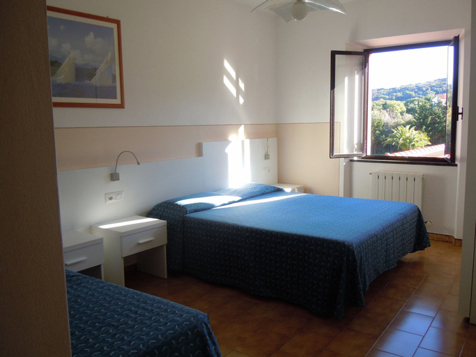 Bedroom 3, Casa Campanella Resort, Livorno