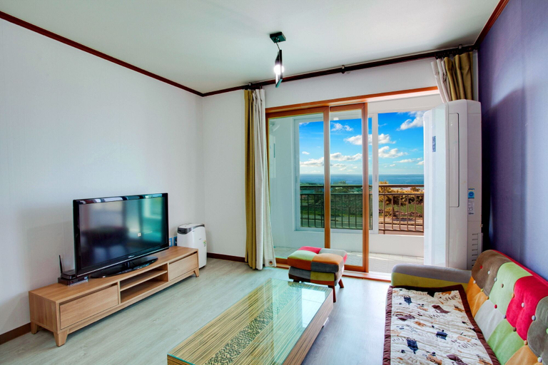Bedroom 2, Mabin Pension, Jeju