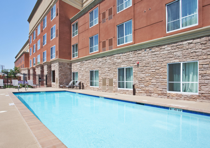 Sport & Beauty 1, Holiday Inn & Suites OAKLAND - AIRPORT, Alameda