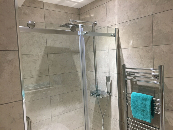 Bathroom 2, Appledore Factory, Devon