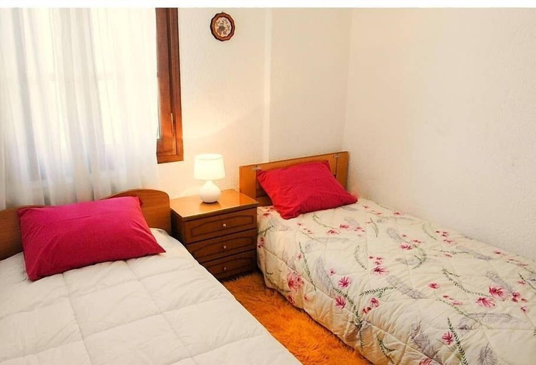 Bedroom 4, Traditional Charming Stone Chalet, Central Greece