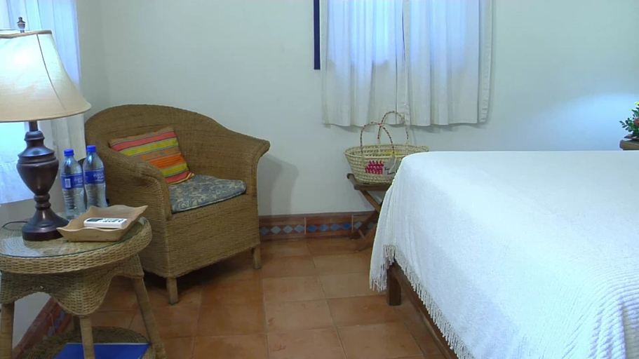 Bedroom 3, La Posada Azul, Tola