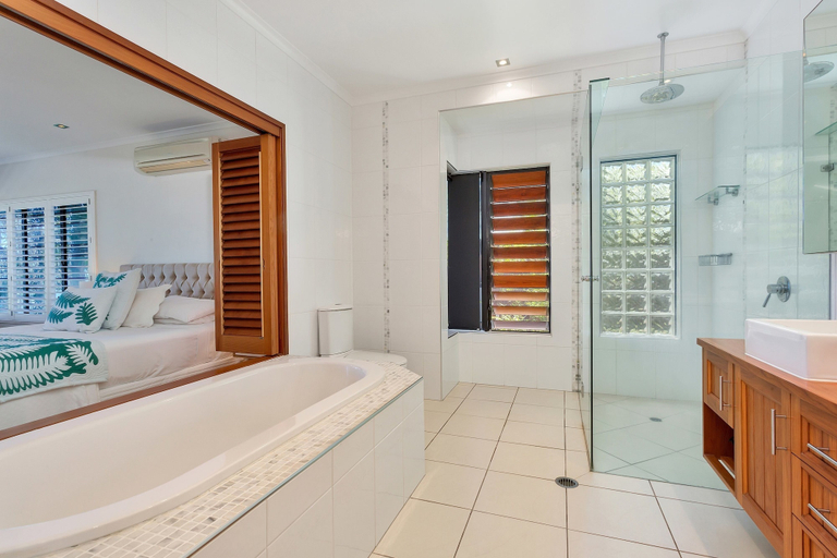 Bathroom 3, Seascape Luxury Beachfront Holiday House, Cairns