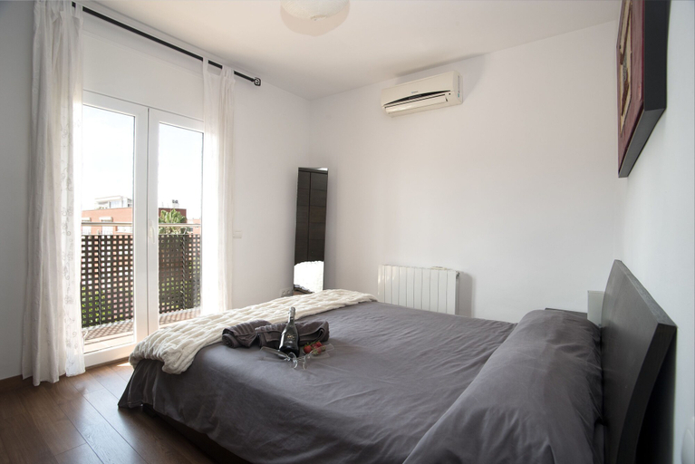 Bedroom 2, Vilamarlux I, Barcelona