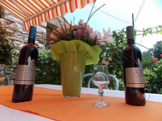 Food & Drinks 5, Apartment Tomy / Studio Terrace A1, Rovinj
