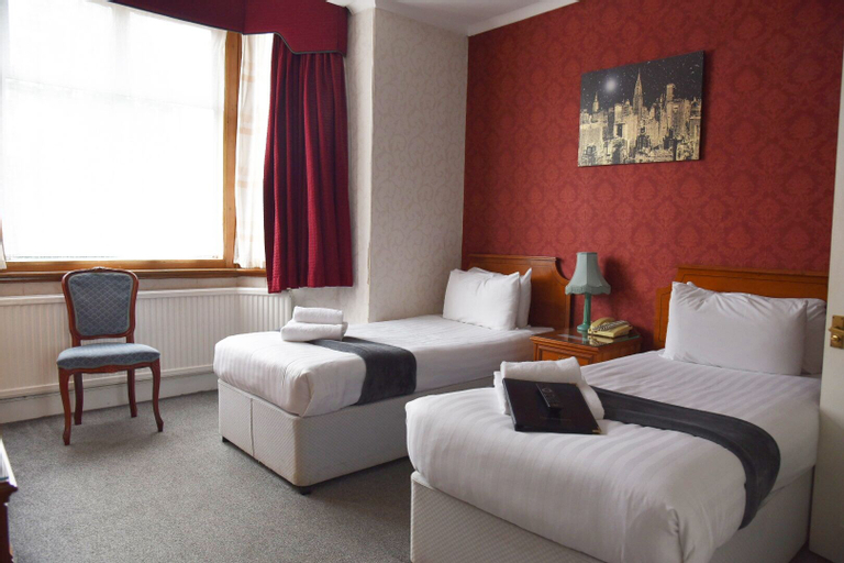 Bedroom 8