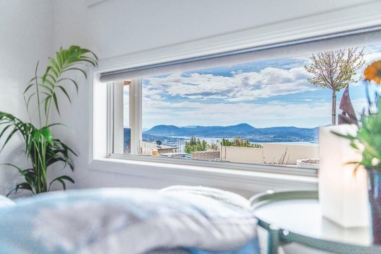 Others 5, Nature & Relax House 54, Hobart
