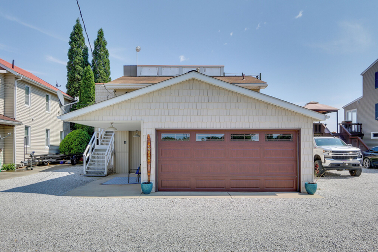 Exterior & Views 2, Lakefront Home w/ Rooftop Deck, Grill, Games!, Licking