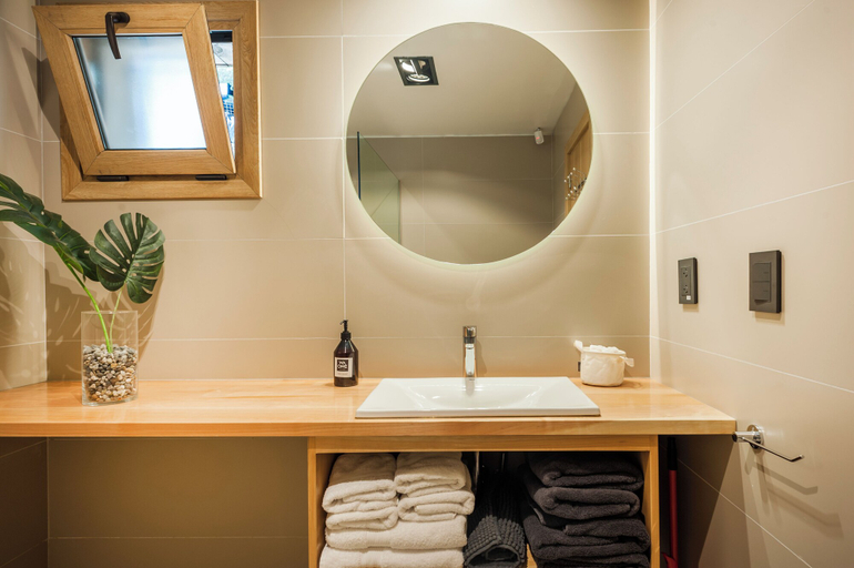 Bathroom 3, WaOne Lake Homes, Bariloche