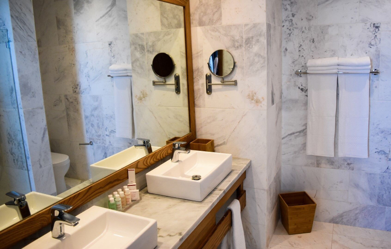 Bathroom, Sunrise Suites 1 BR, San Felipe de Puerto Plata