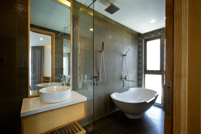 Bathroom 4, LIVIE DANANG ANTHUONG, Da Nang
