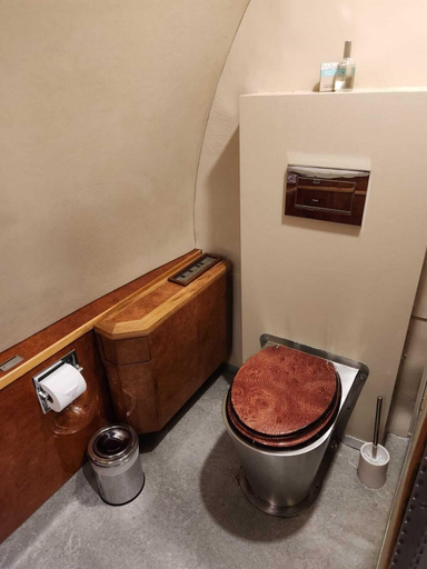 Bathroom 5, Aerotel Hoedspruit, Mopani