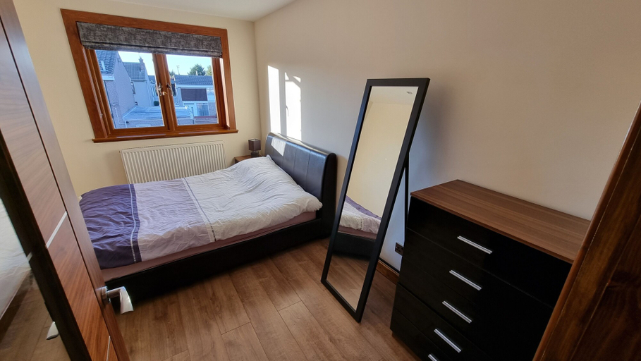 Room, Captivating 1-bed Apartment in Edinburgh, Edinburgh