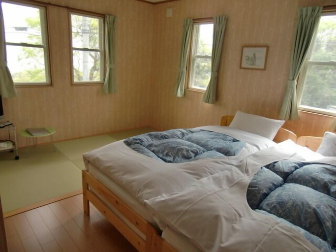 Bedroom, Pension Souvenir, Iki