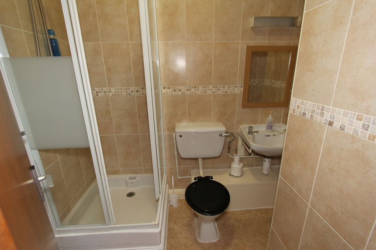 Bathroom 4, West Point Hotel Bed & Breakfast, Conwy