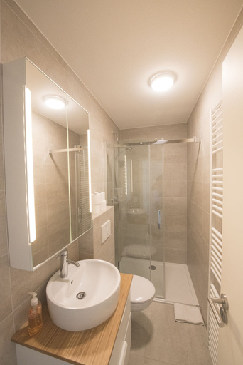 Bathroom 4, Ostend studio, West-Vlaanderen
