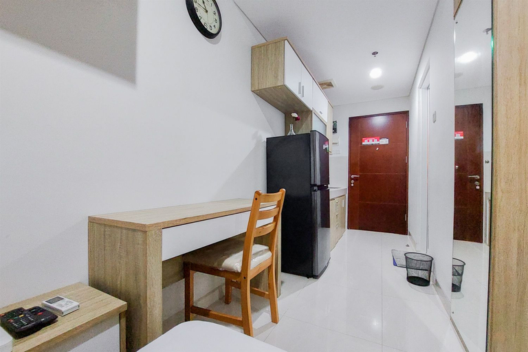 Bedroom 3, Good Deal and Comfy Studio Apartment at Springwood Residence By Travelio, Tangerang
