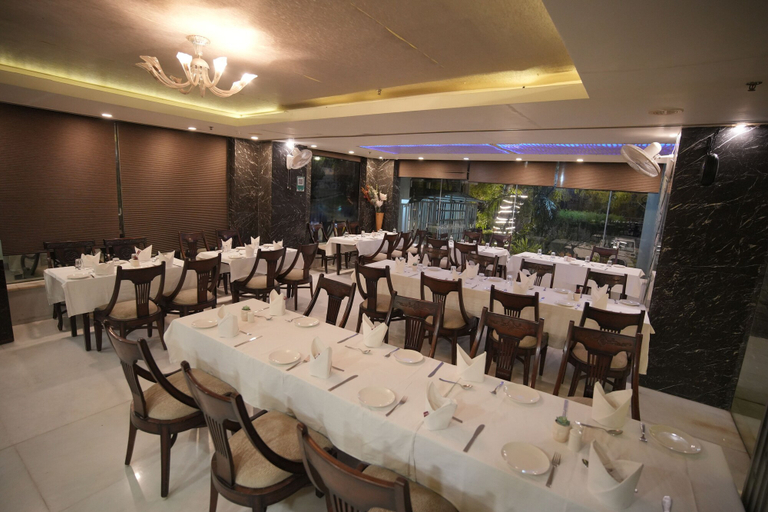 Food & Drinks 5, Hotel Atulyaa Taj, Agra