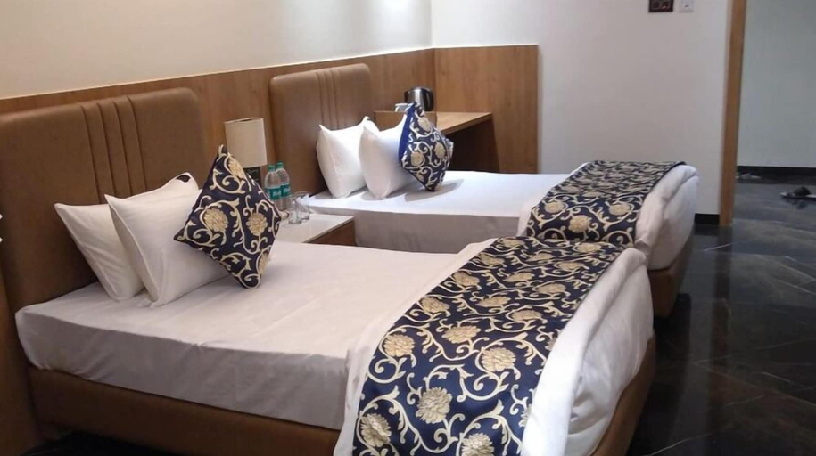 Bedroom 2, Ankit Hotel by M Square, Jabalpur