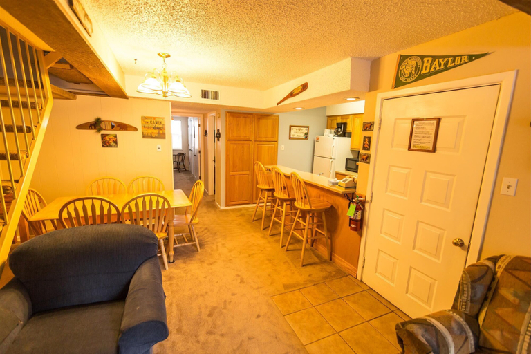Others 5, Auslander Condominiums, Taos