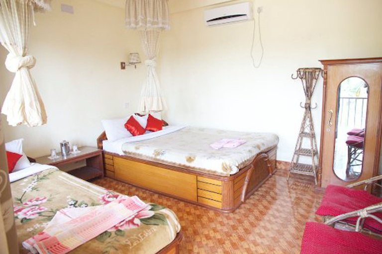 Bedroom, Jungle Sunset Camp, Narayani