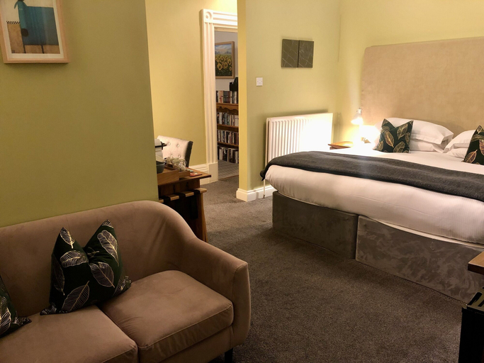 Bedroom 2, Westwood House, Dorset