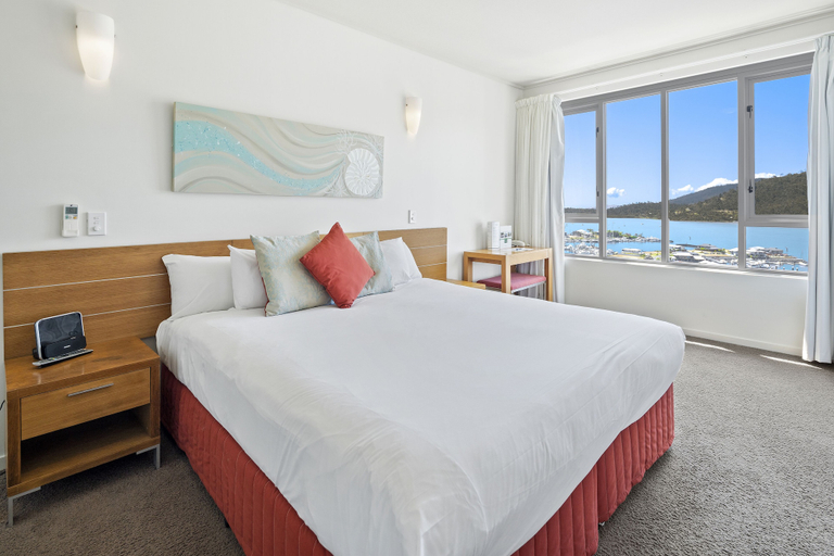Bedroom 2, Sea La Vie - Airlie Beach, Whitsunday