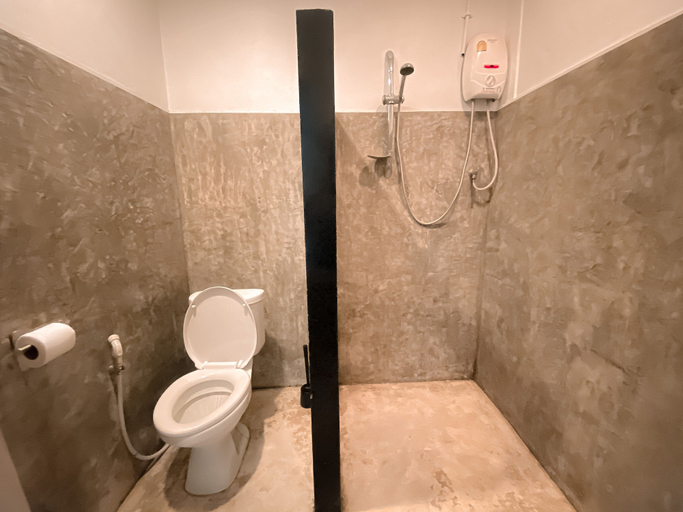 Bathroom 5, Infinity Guesthouse, Ko Phangan