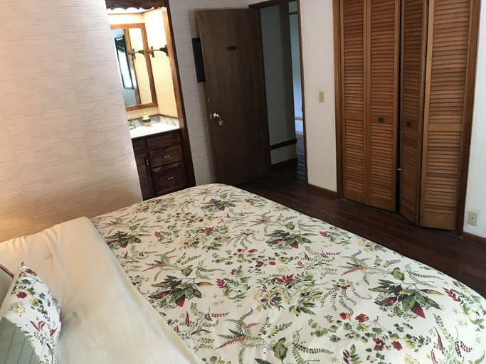 Bedroom 3, Hale Maluhia Country Inn, Hawaii
