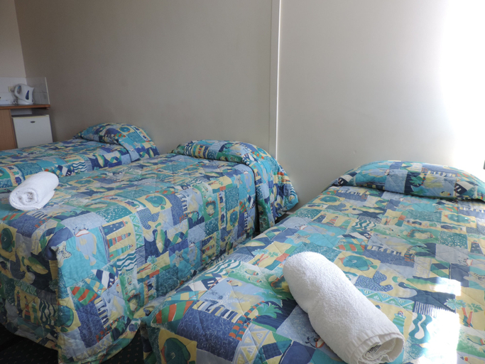 Bedroom 3, O'Shea's Royal Hotel, Goondiwind