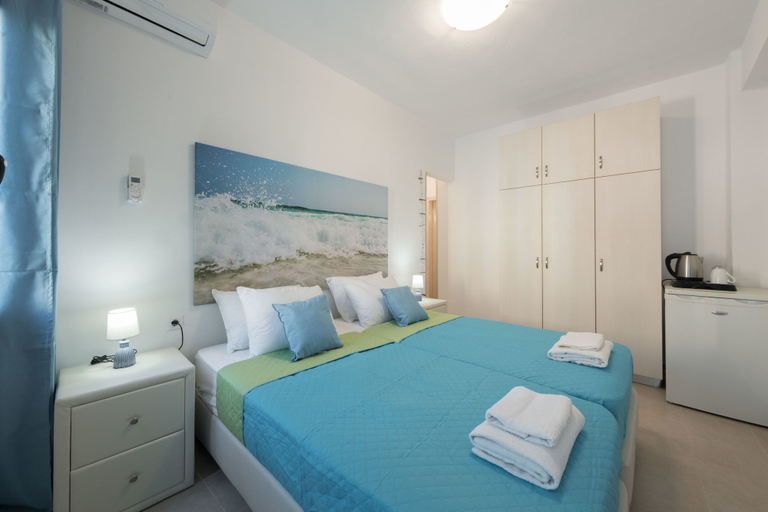 Bedroom 4, Elenas Rooms, South Aegean
