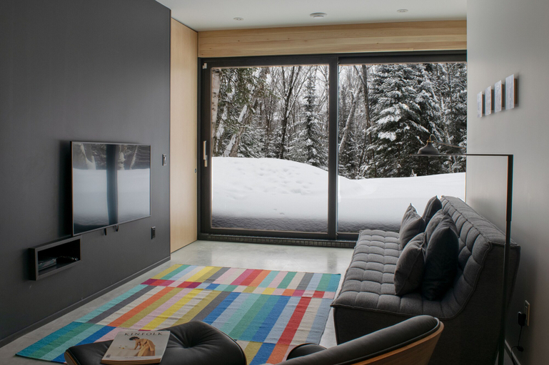 Bedroom 2, Fraternité-sur-Lac by Location ADP, Les Laurentides