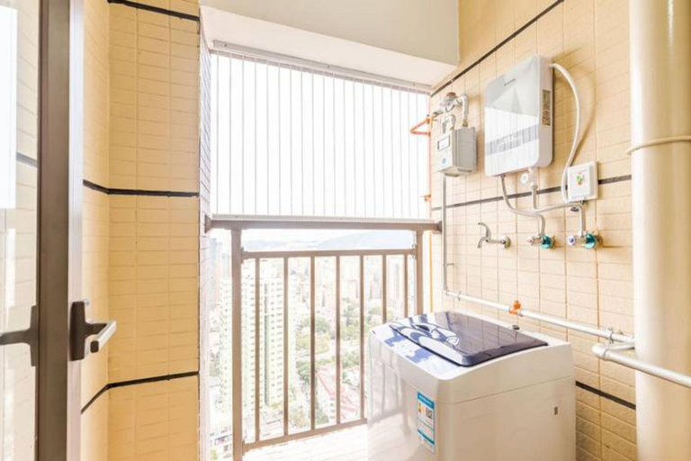 Bathroom 3, Western Theme Holiday Apartment Hotel, Shenzhen